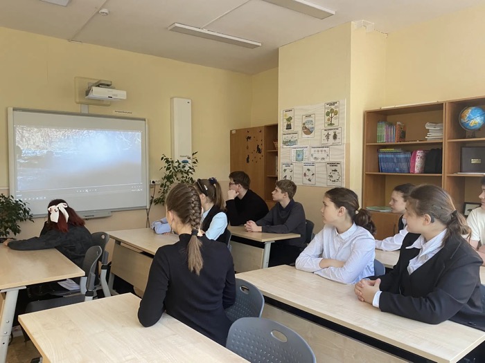 «Разговоры о важном»: «Естественный и искусственный интеллект»,  «Нурмагомед Гаджимагомедов и Василий Марзоев»